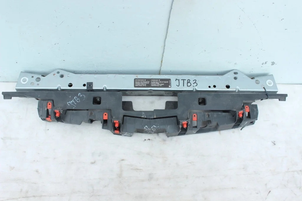 Передняя панель центр телевизор Opel Astra J JТВ3