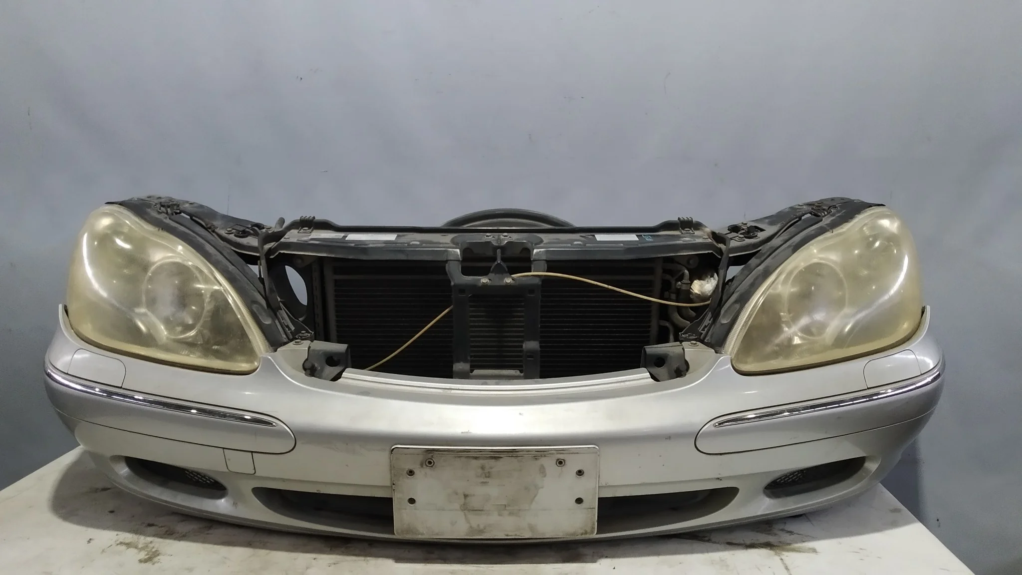 NOSECUT MERCEDES-BENZ S-CLASS W220 2 МОДЕЛЬ A2208800640 серебро DY467
