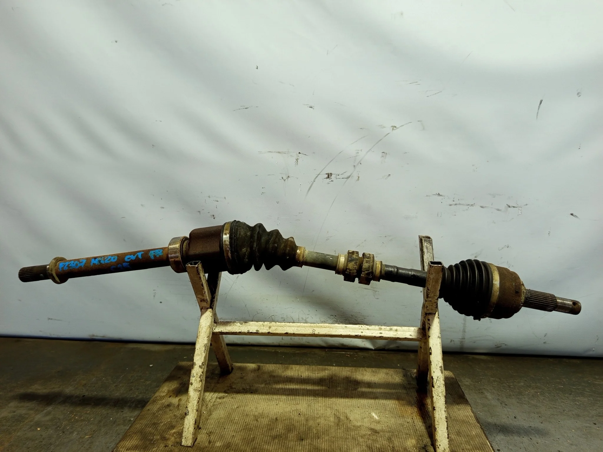 ПРИВОД NISSAN SUZUKI MR20-DE LAFESTA LANDY SERENA B30 C25 CC25 SC25 ПЕРЕДНИЙ ПРАВЫЙ ПОДВЕСНОЙ CVT 2WD 39100EN000 F2307