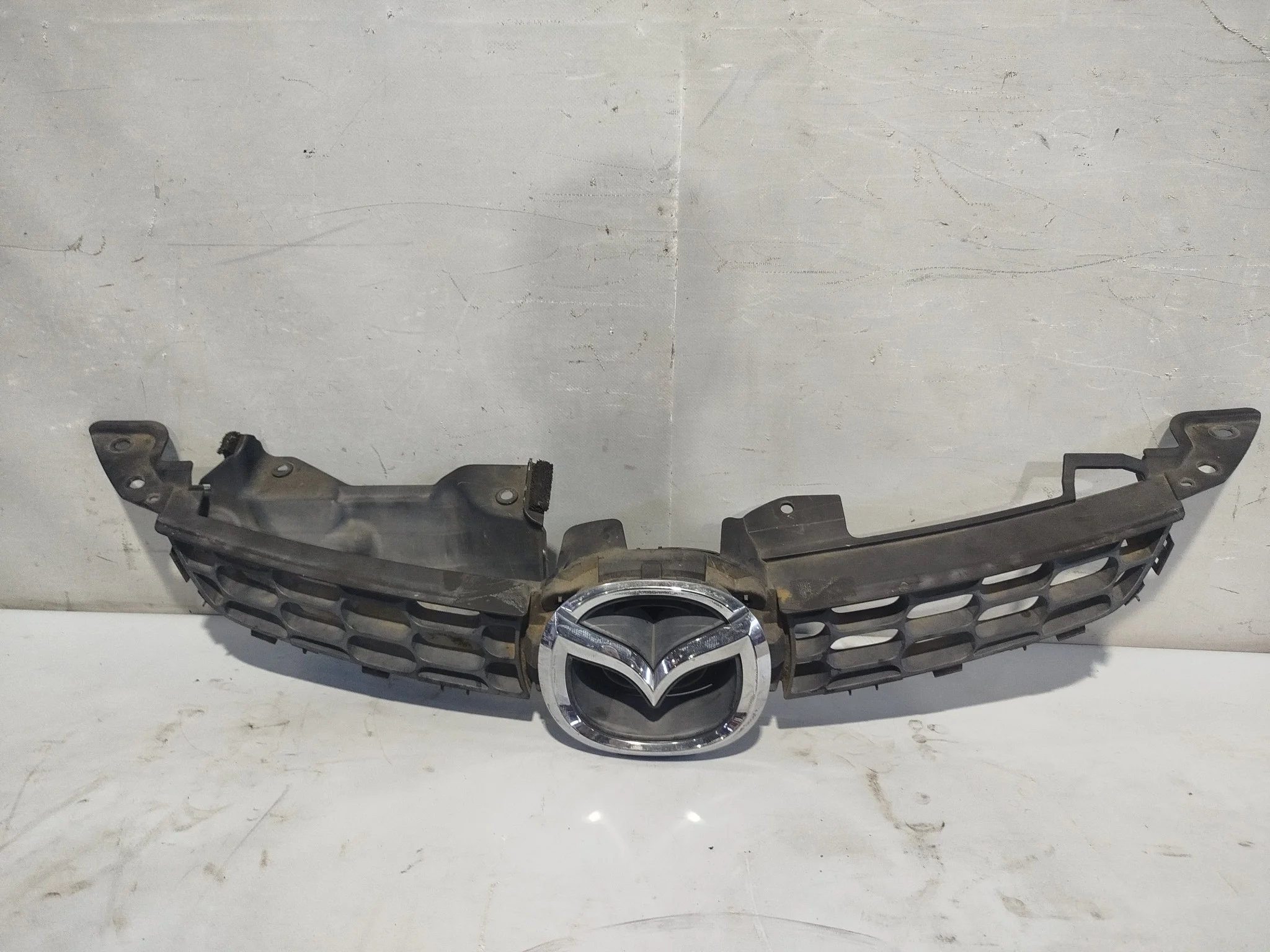 РЕШЕТКА РАДИАТОРА MAZDA CX-7 ER3P ER5P 1 МОДЕЛЬ EG2150710D S3655Z