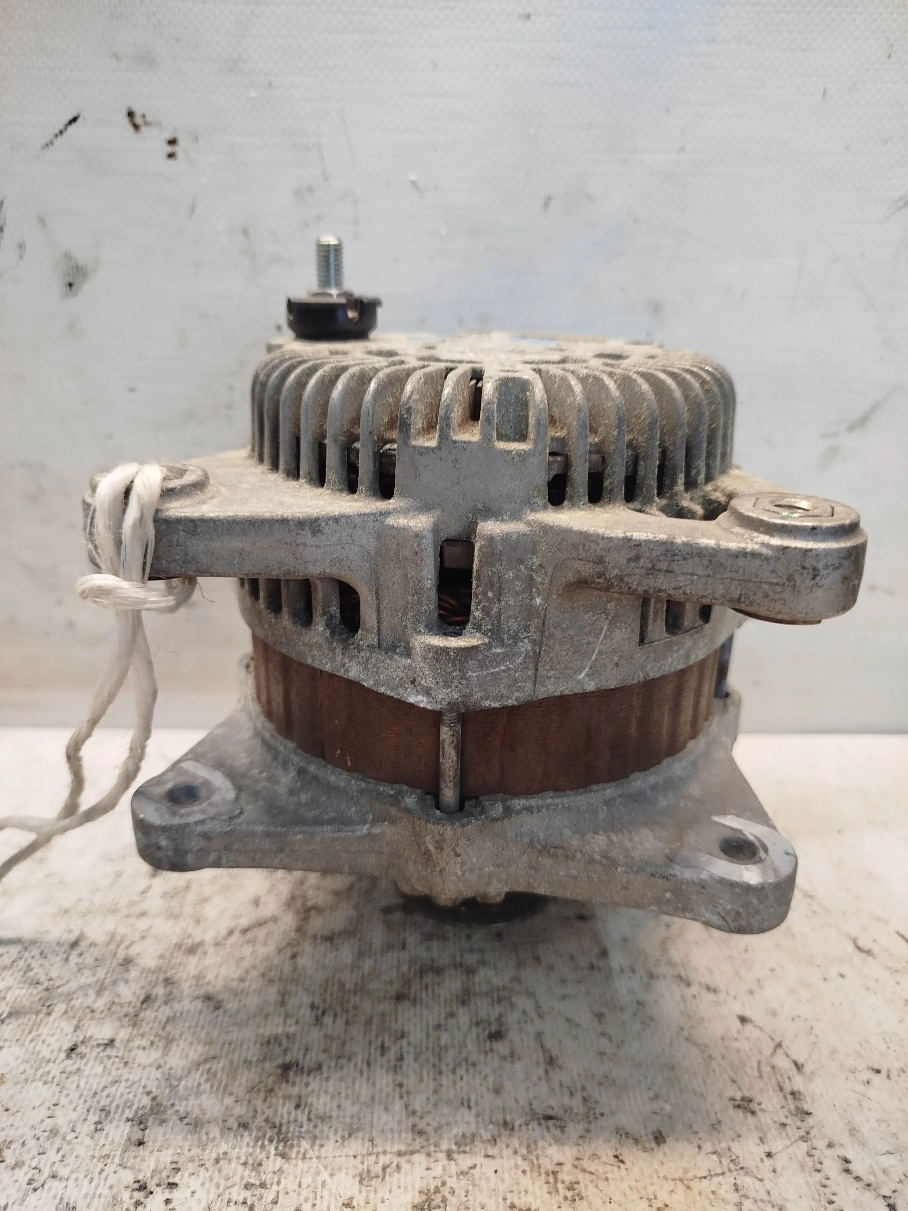 ГЕНЕРАТОР NISSAN MR16-DDT JUKE F15 NF15 231001KM1A ОВАЛЬНАЯ ФИШКА 3 КОНТАКТА 110A D4243