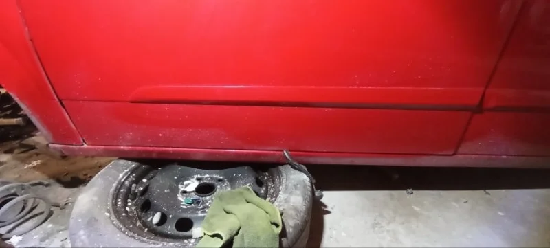Молдинг двери передний левый Opel Astra H
