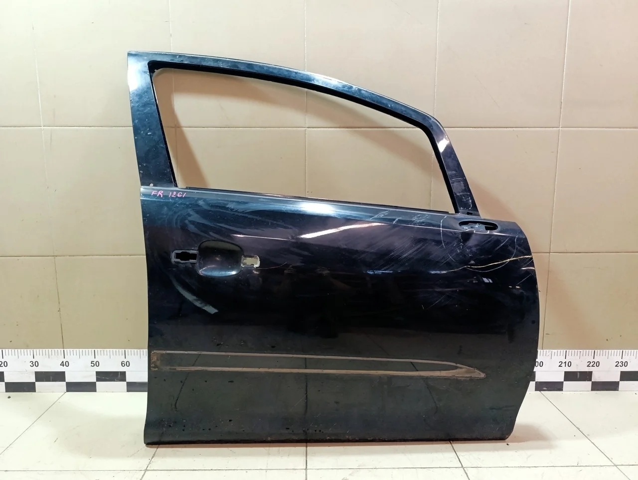 Дверь передняя правая Corsa D 2006-2015