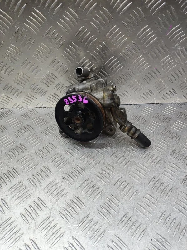 Насос ГУРа Honda Odyssey 56100PGM043 RA6 F23A