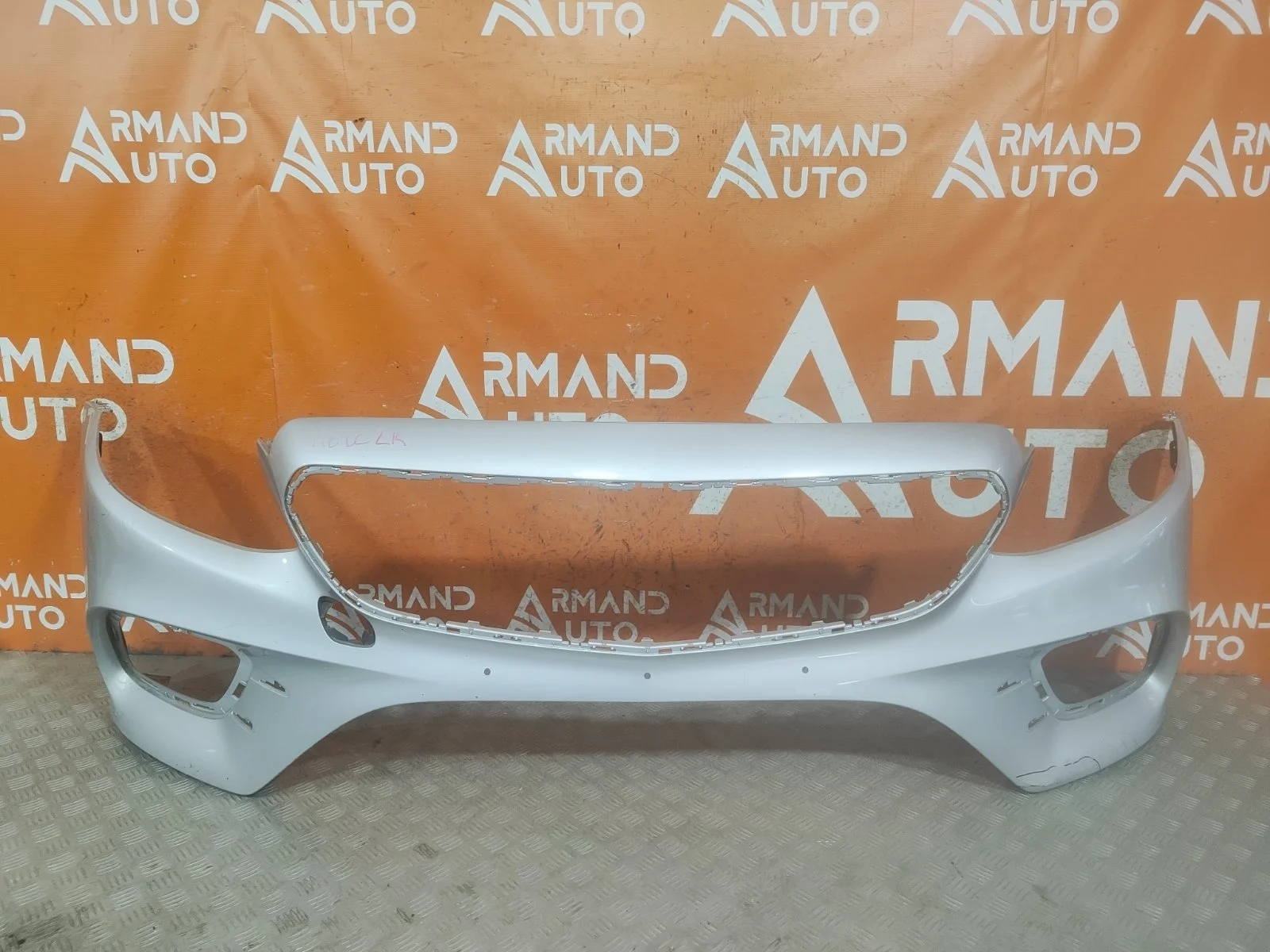 Бампер Mercedes -Class 2016-2020 C238