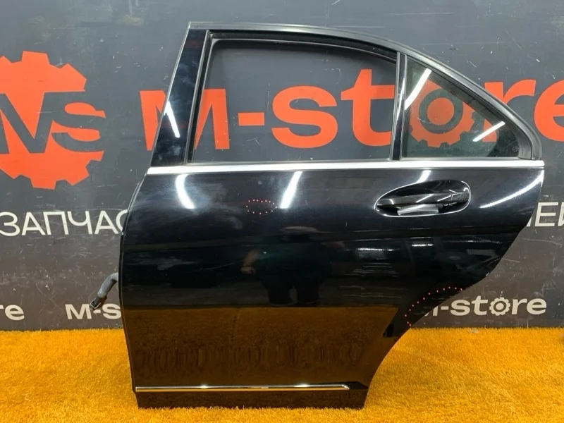 Дверь Mercedes-Benz -Class 2008 W204