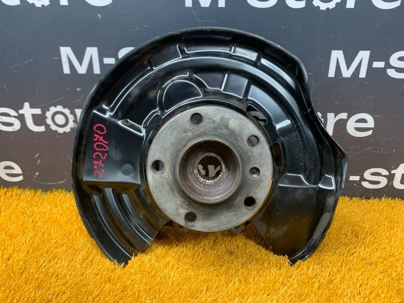 Кулак поворотный Bmw 1-Series 2014 33326792515 F20 N13B16A, задний левый
