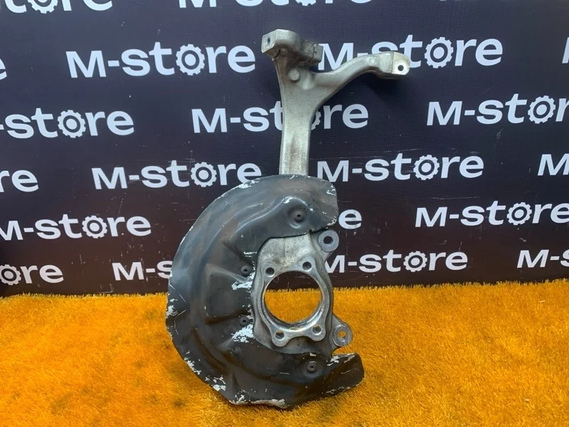 Кулак поворотный Audi A6 2006 C6/4F