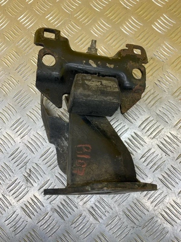 Подушка крепления двигателя Nissan Navara (D40) 2004-2015 2008 Пикап