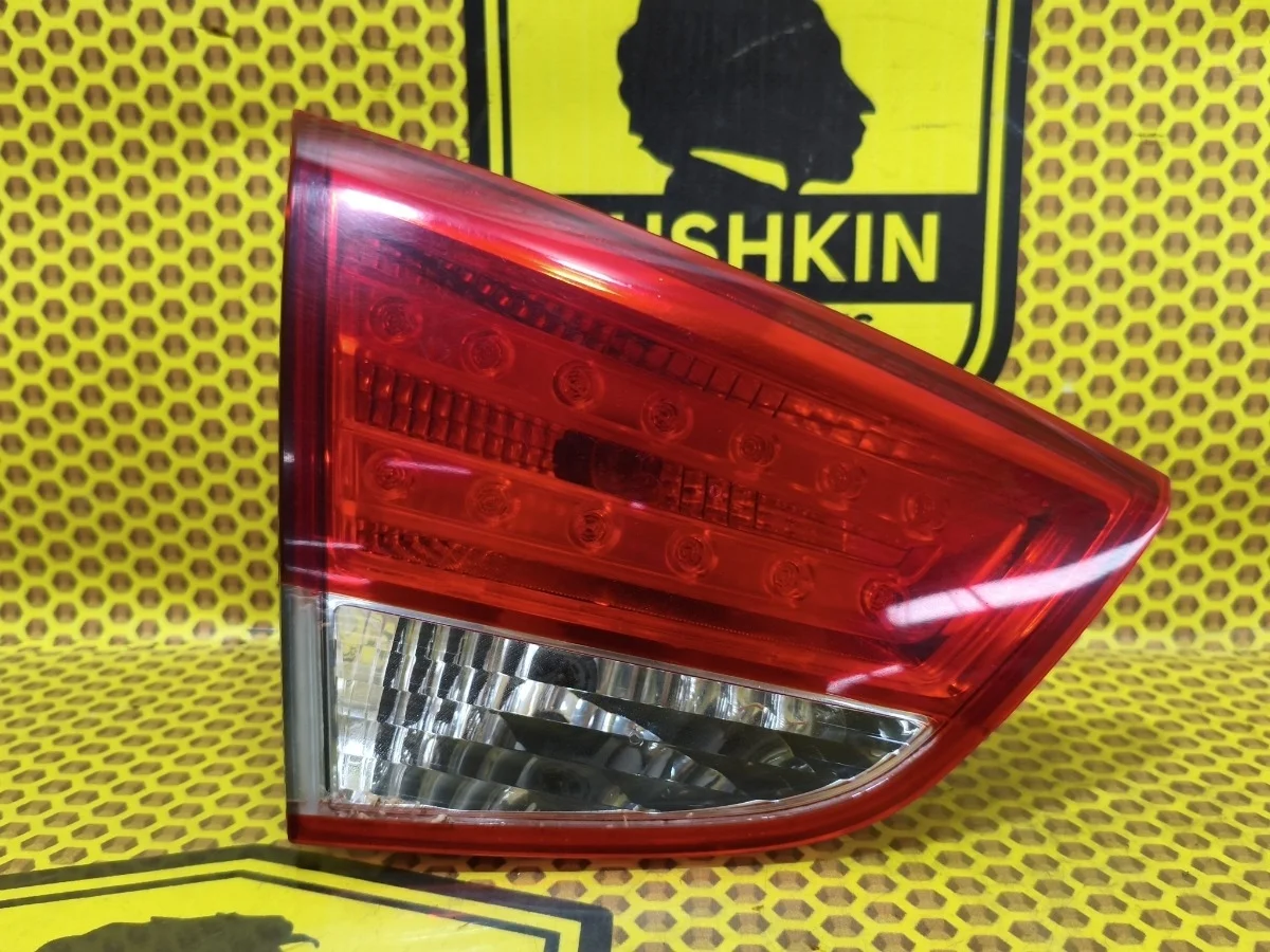 Фонарь крышки багажника Hyundai IX35 2012 LM