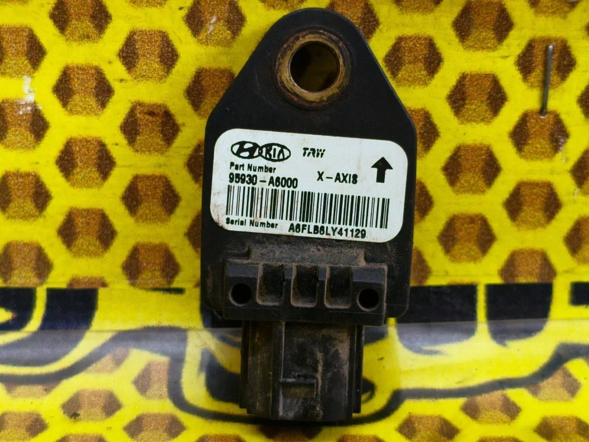 Датчик удара airbag srs Kia Ceed 2013 JD
