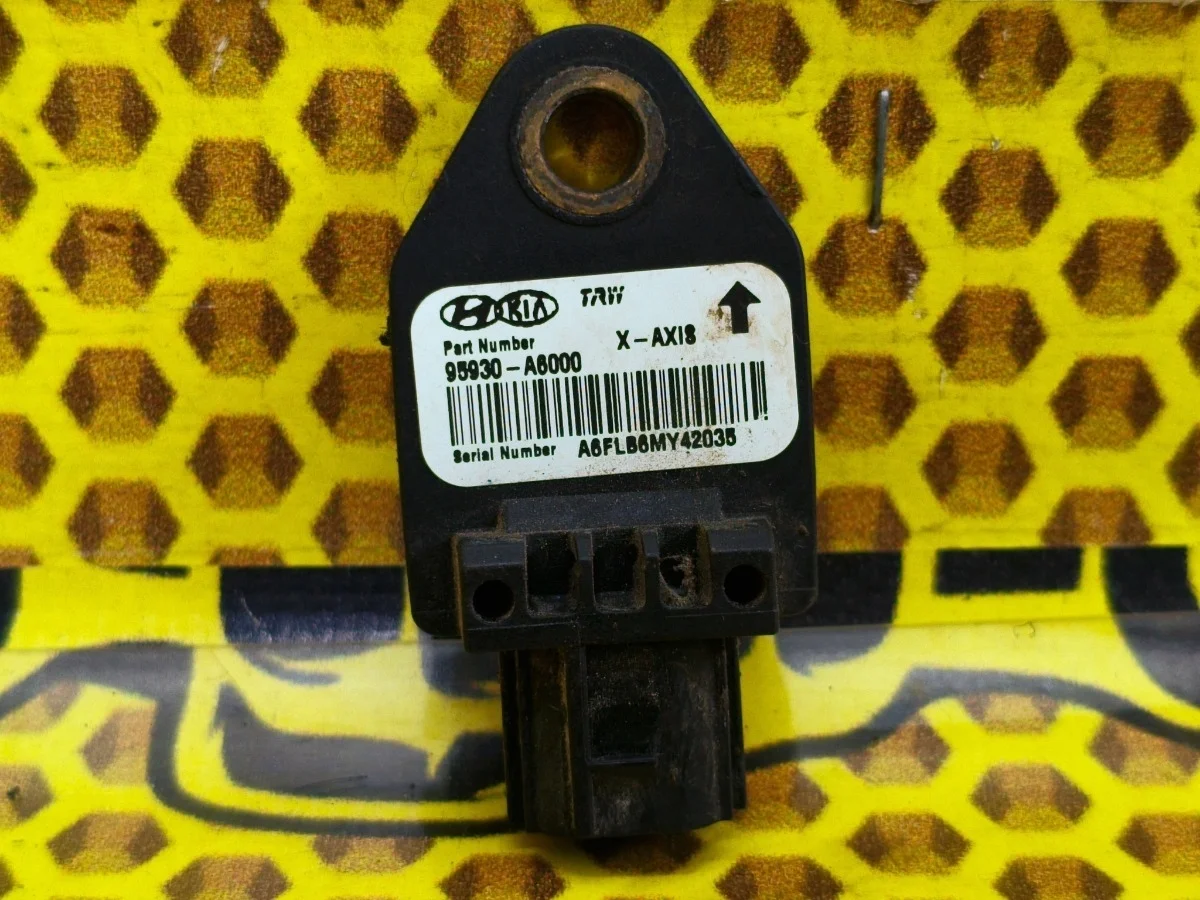 Датчик удара airbag srs Kia Ceed 2013 JD
