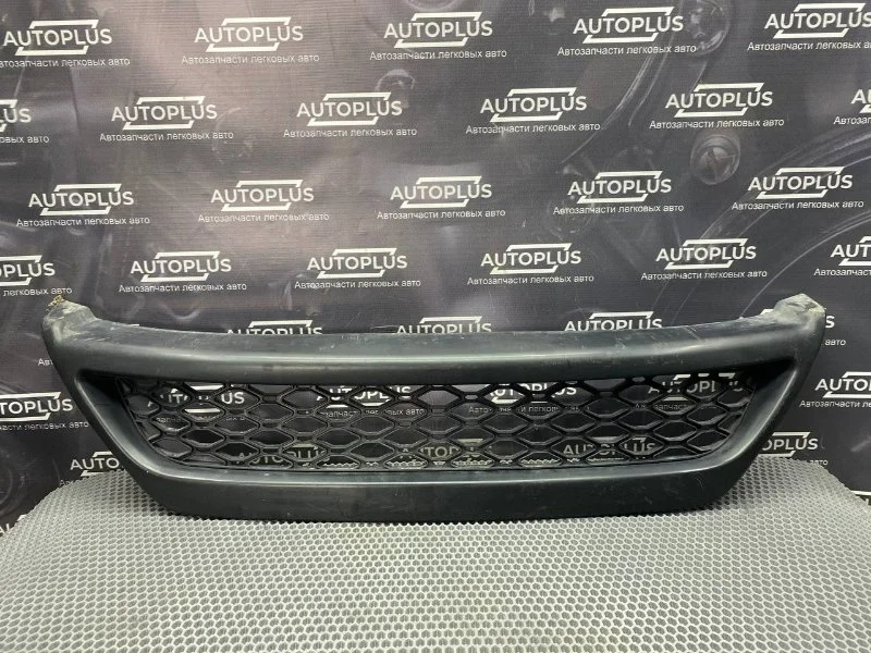 Решетка в бампер Kia Rio 2010 865251G600 ХЭТЧБЕК G4EE, передняя