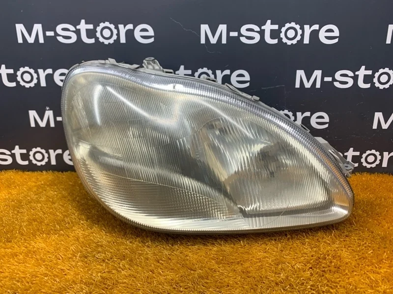 Фара Mercedes-Benz -Class 2000 W220