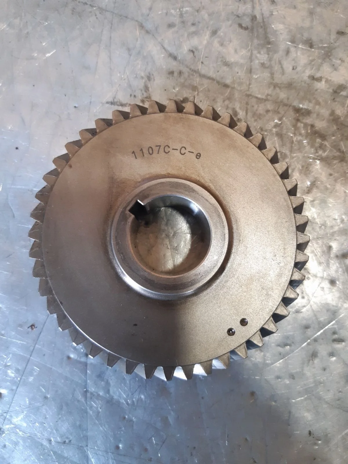 Шестерня балансирного вала Nissan Pathfinder III рестайлинг (2010—2014) 2012 KL0 - SILVER METALLIC