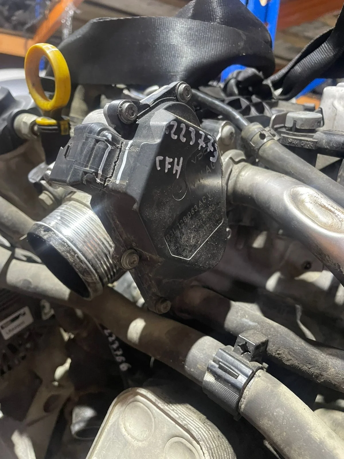 Дроссельная заслонка AUDI A3, SKODA OCTAVIA 1Z, VOLKSWAGEN GOLF 5+/6, JETTA 5, PASSAT B6/B7, CADDY, TOURAN 2,0 CFH 2011- б/у A3(2004-2013);OCTAVIA 1Z(2004-2012);GOLF 6(2009-2013);CADDY(2004-2014);PASSAT B7(2011-2015)