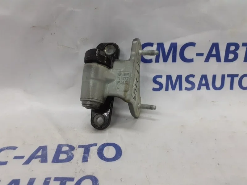 Петля двери нижняя Mercedes-Benz E-Class A2047201837 W212, передняя правая