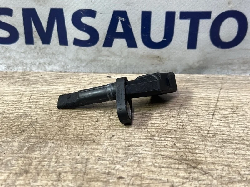 Датчик АБС ABS Audi A8 2011 4E0927804D D4 4.2 CDR, правый