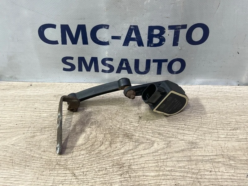 Датчик уровня подвески Mercedes-Benz Ml 2012 A0045429918 W166 642.826, передний