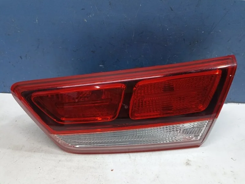 Фонарь внутренний Kia Optima 4 2019 92404D4051 JF 2.0 G4ND, правый