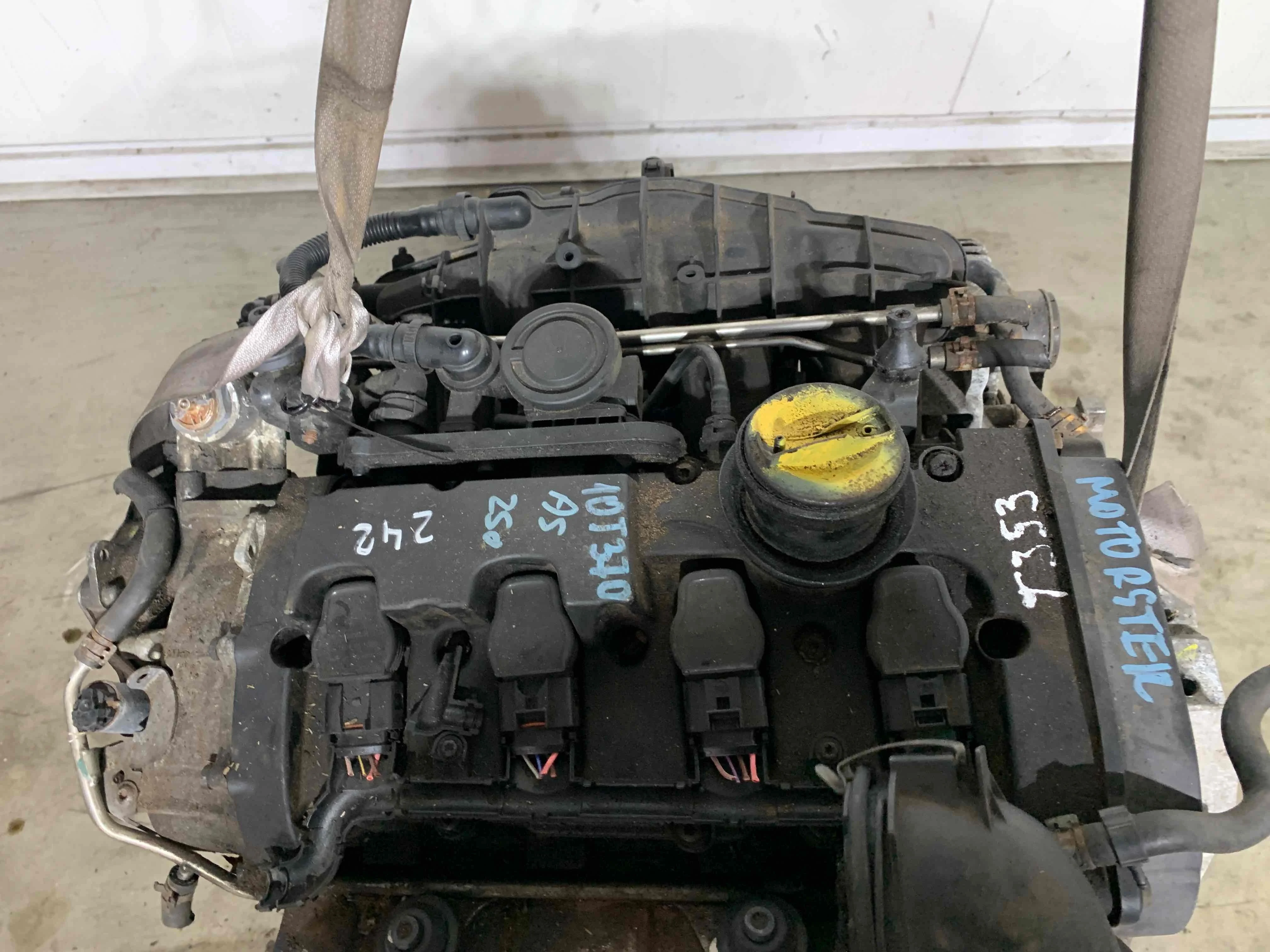 Двигатель Volkswagen Passat 2008 2.0 i  Передний