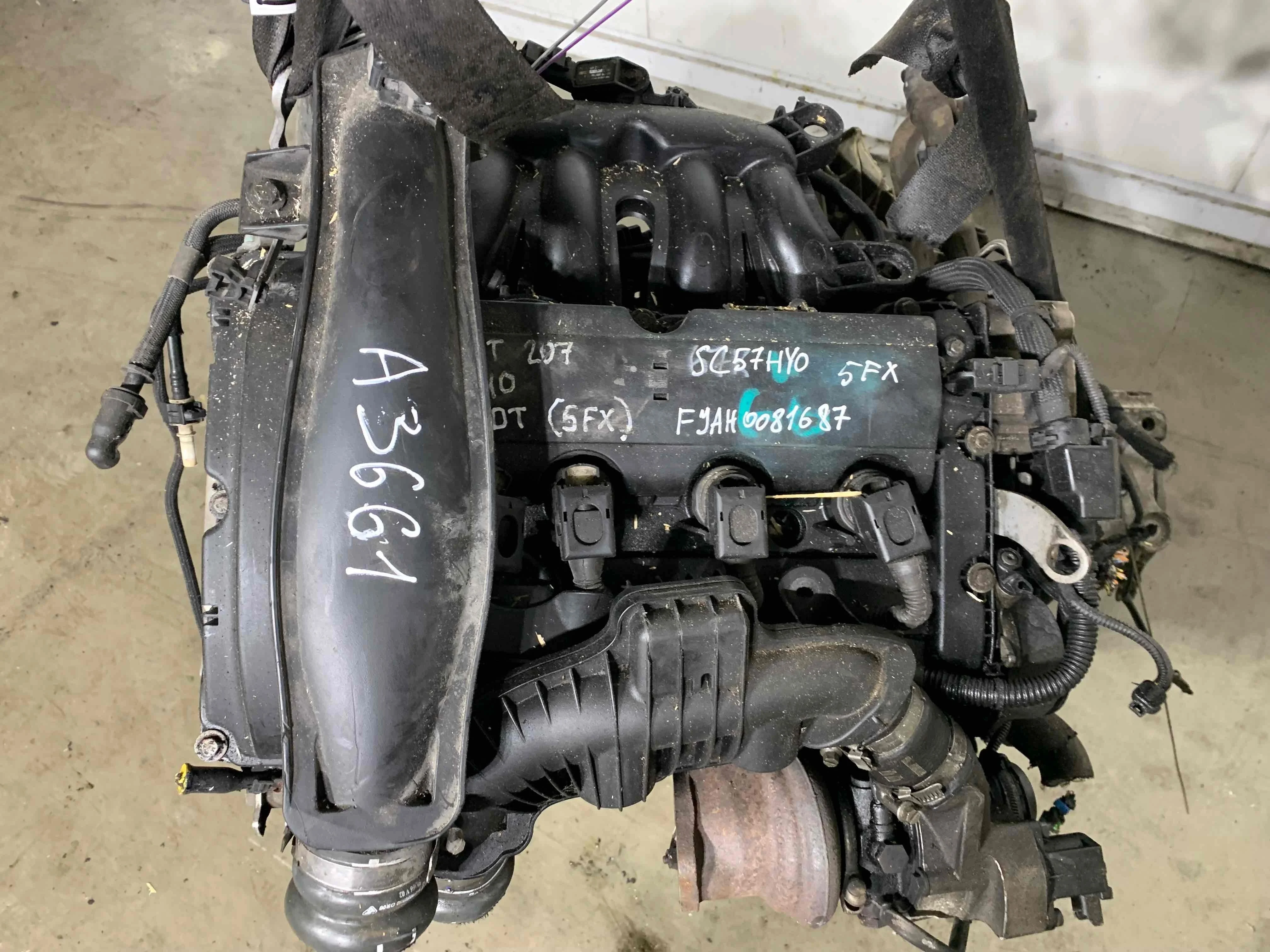 Двигатель Peugeot 207 2007 1.6 i МКПП Передний