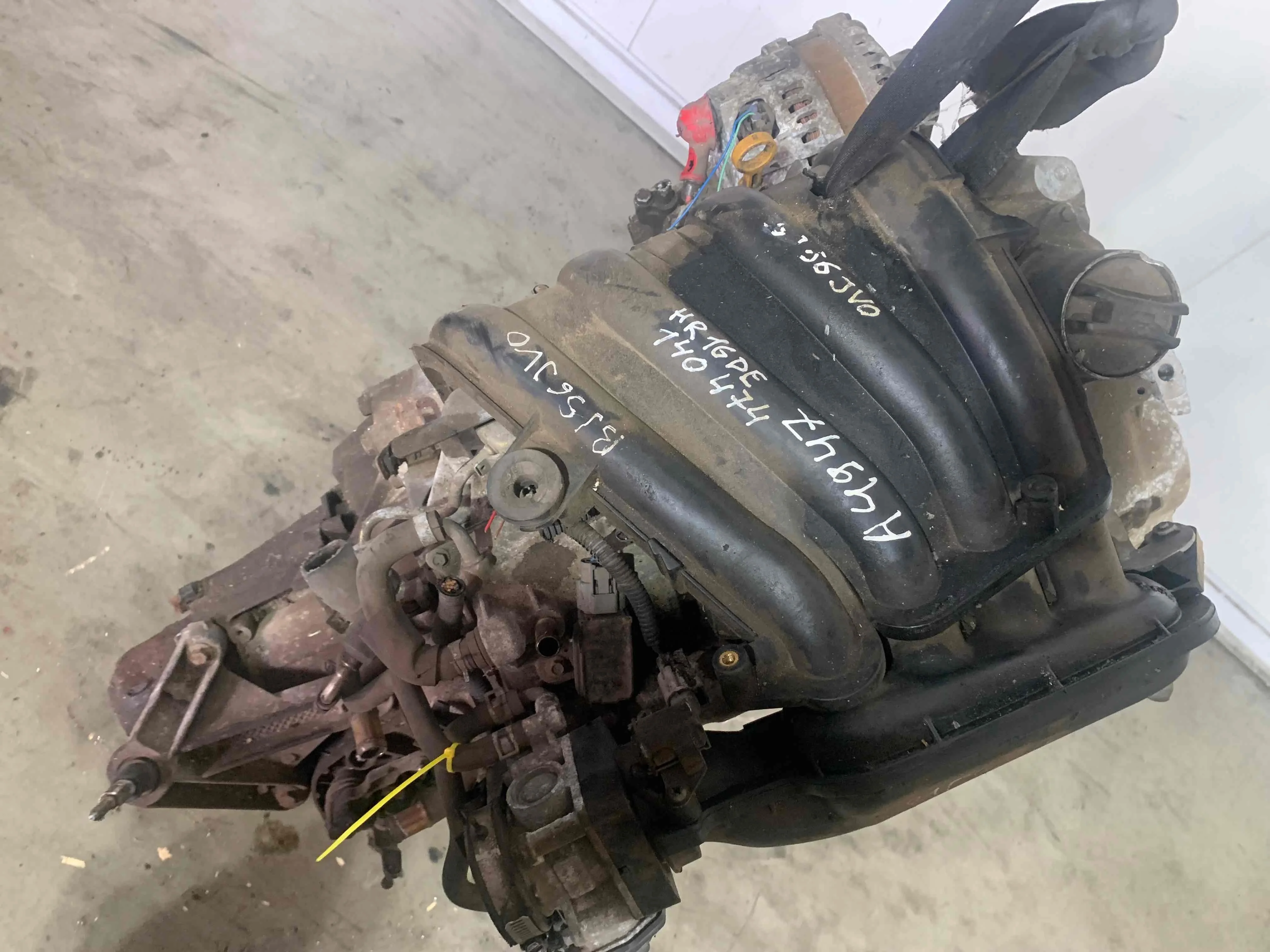 Двигатель Nissan Note 2006 1.6 i МКПП Передний