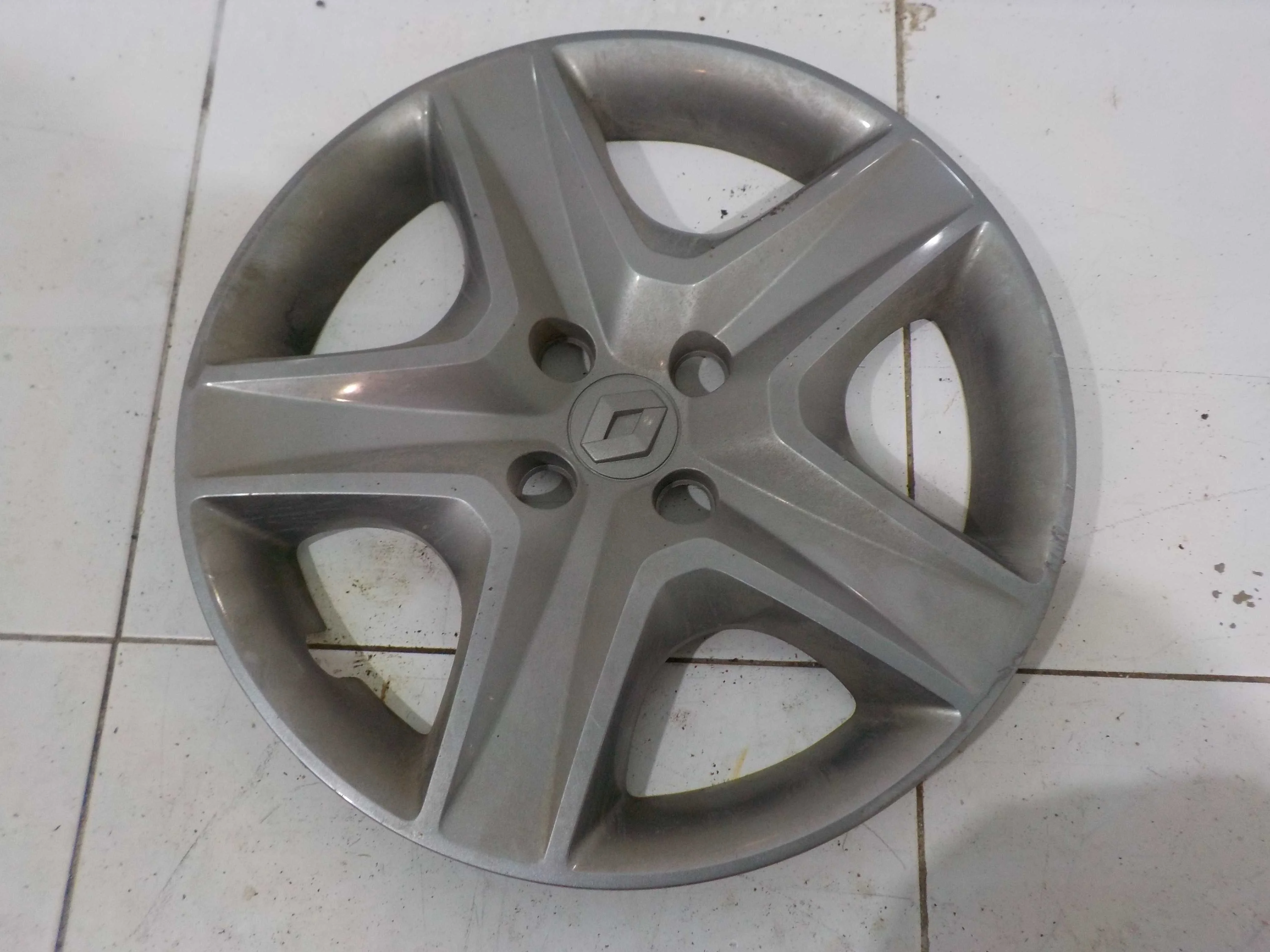 колпак RENAULT SANDERO