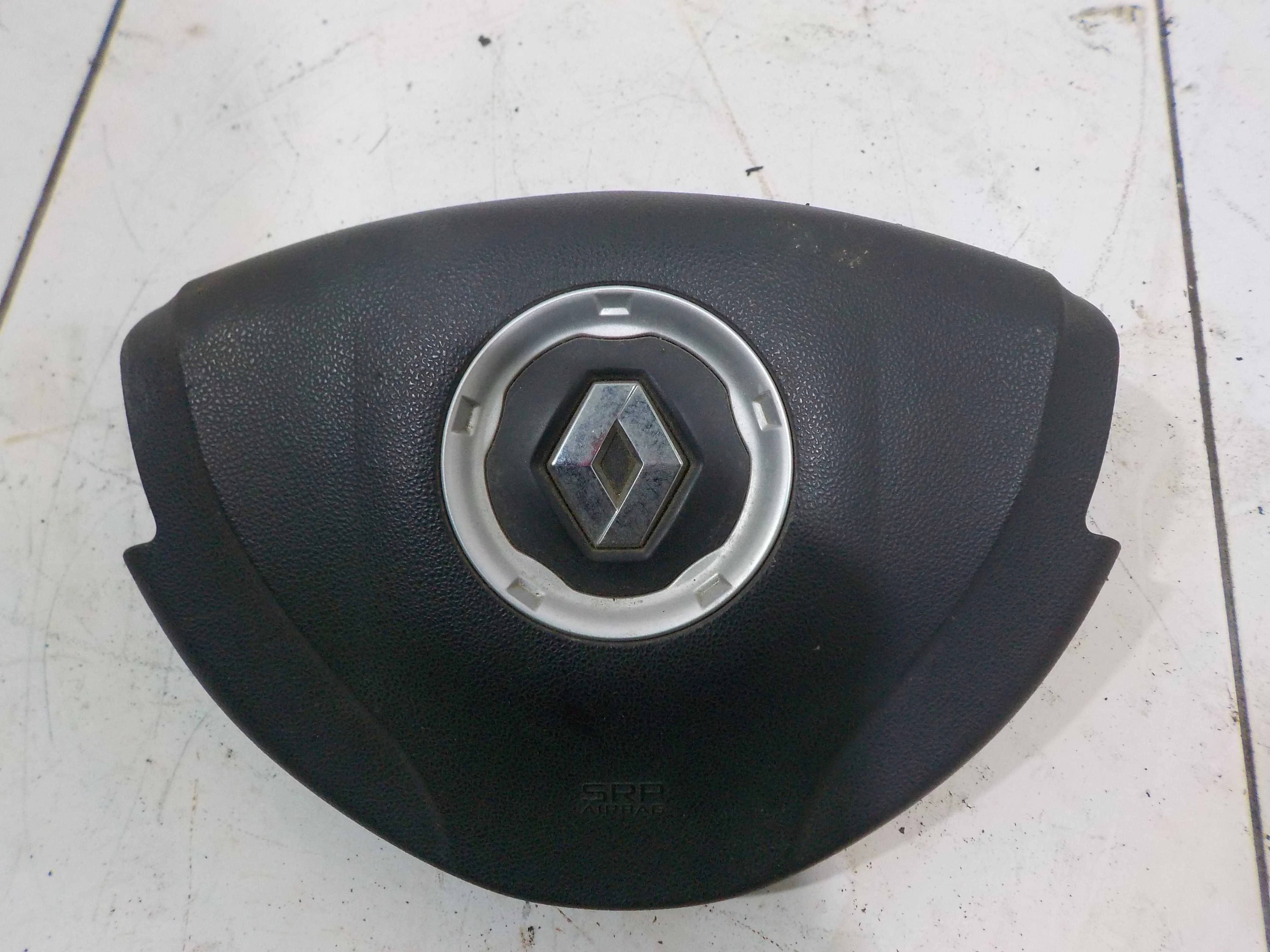 подушка безопасности водителя RENAULT LOGAN