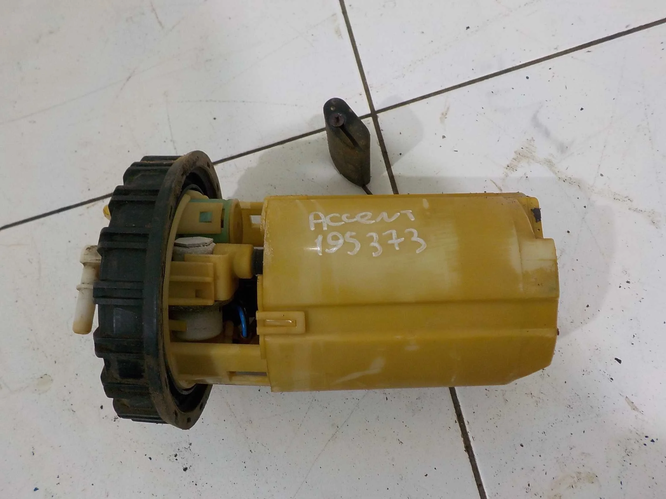 бензонасос HYUNDAI ACCENT