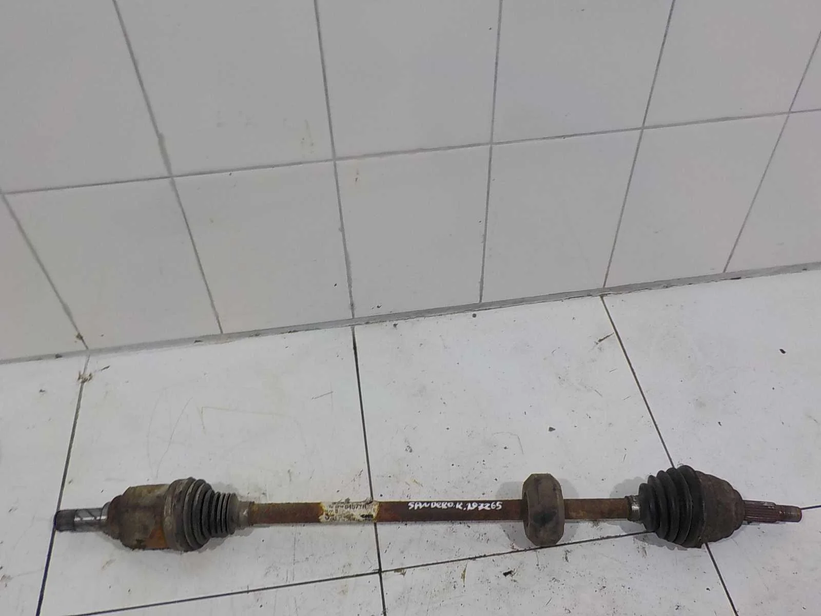 привод RENAULT SANDERO