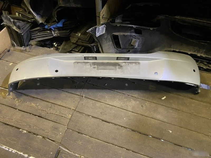Бампер Volvo C30 39876647, задний