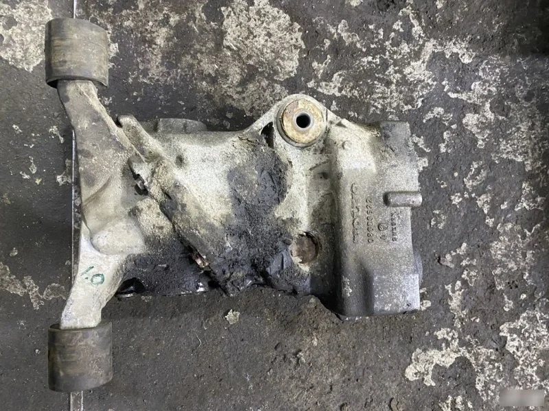Редуктор Volvo S60 8603681, задний