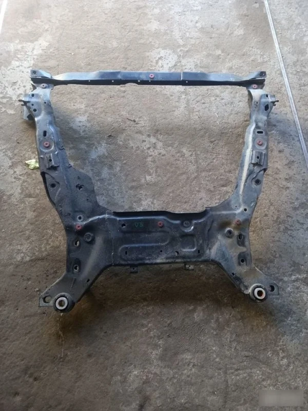 Подрамник Volvo Xc70 31406809, передний