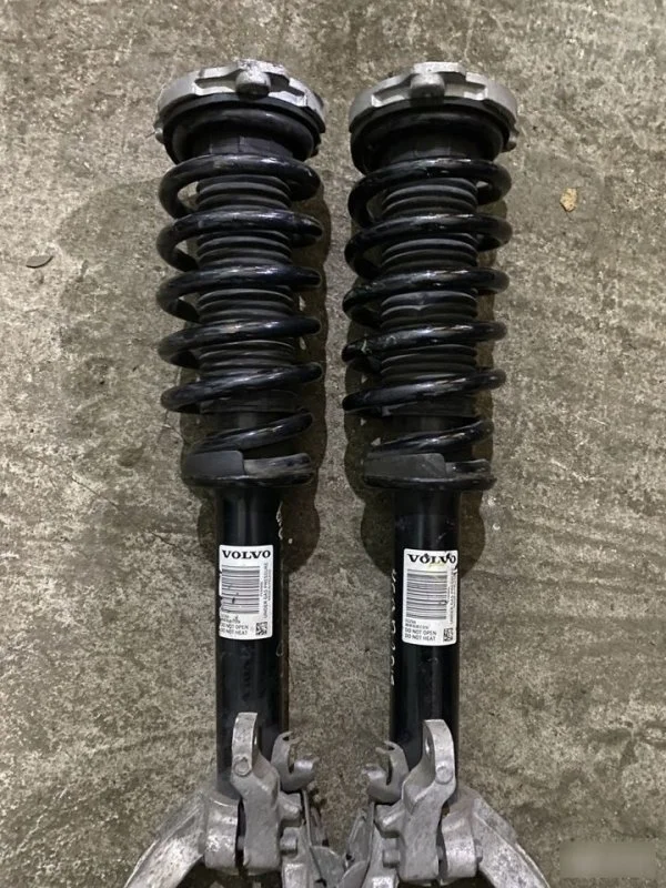 Амортизатор Volvo Xc90 31658004, передний