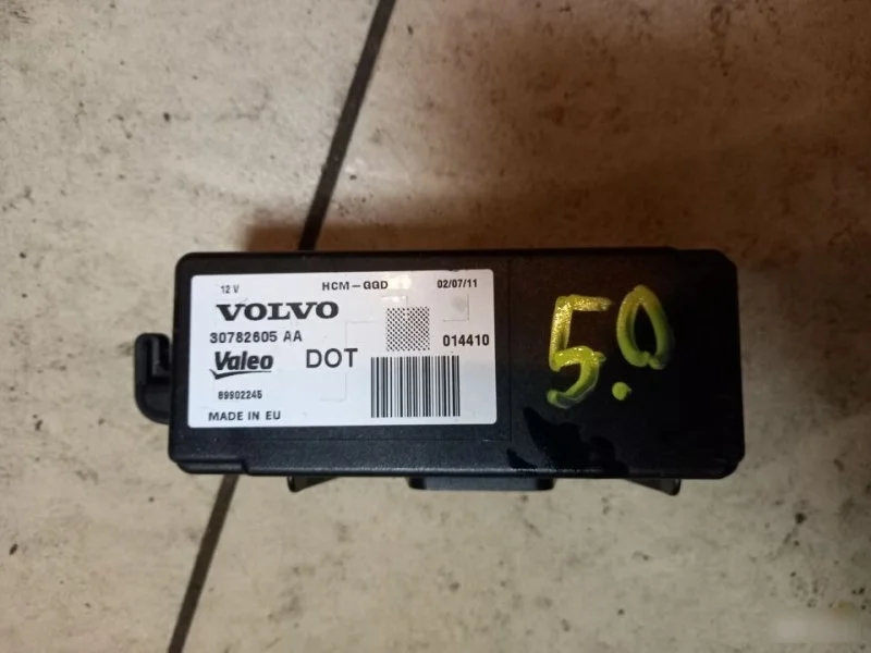 Блок управления Volvo Xc90 30782605