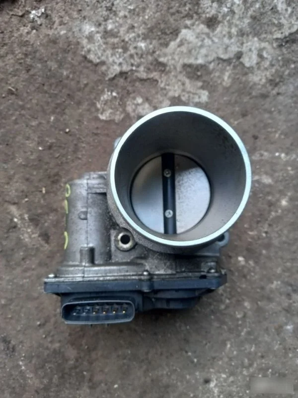 Дроссельная заслонка Volvo 31293736