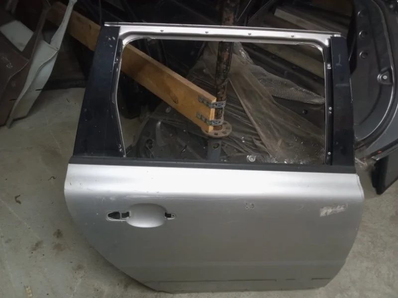Дверь Volvo Xc60 32228967, задняя правая