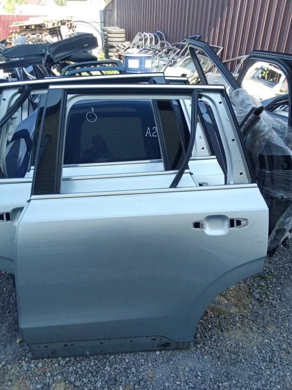 Дверь Volvo Xc90 32321822 B4204T34, задняя левая