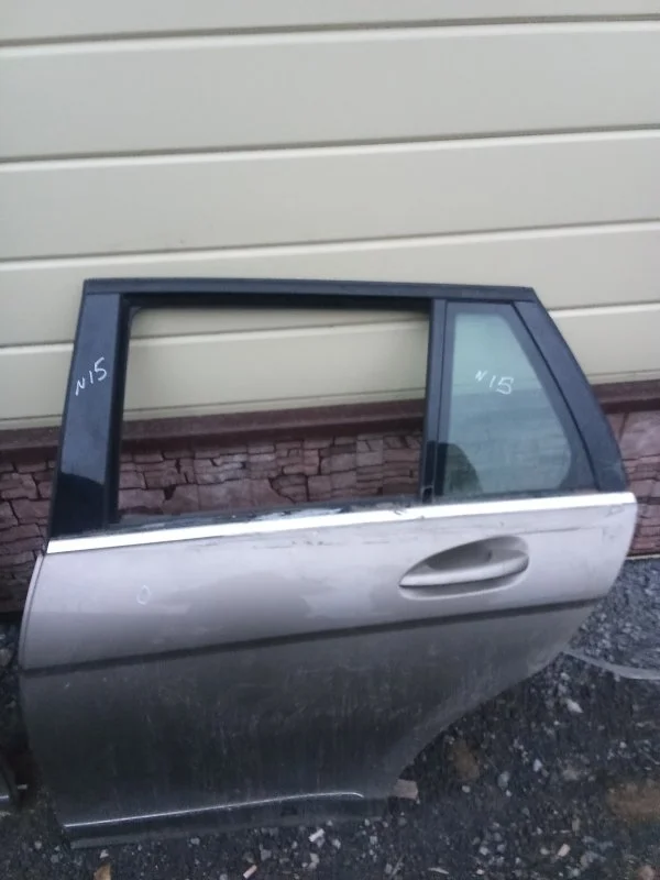 Дверь Mercedes A2047302300, задняя левая