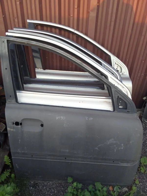 Дверь Volvo 30796497, передняя правая