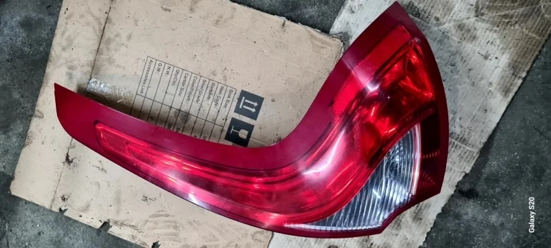 Фонарь заднего хода Volvo Xc60 2011 31290684 D5244T10, правый