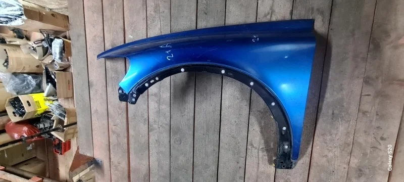 Крыло Volvo 31253949, переднее левое