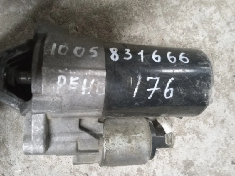 Стартер Renault 8200792969