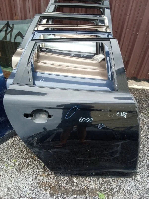 Дверь Volvo Xc60 32228965, задняя правая