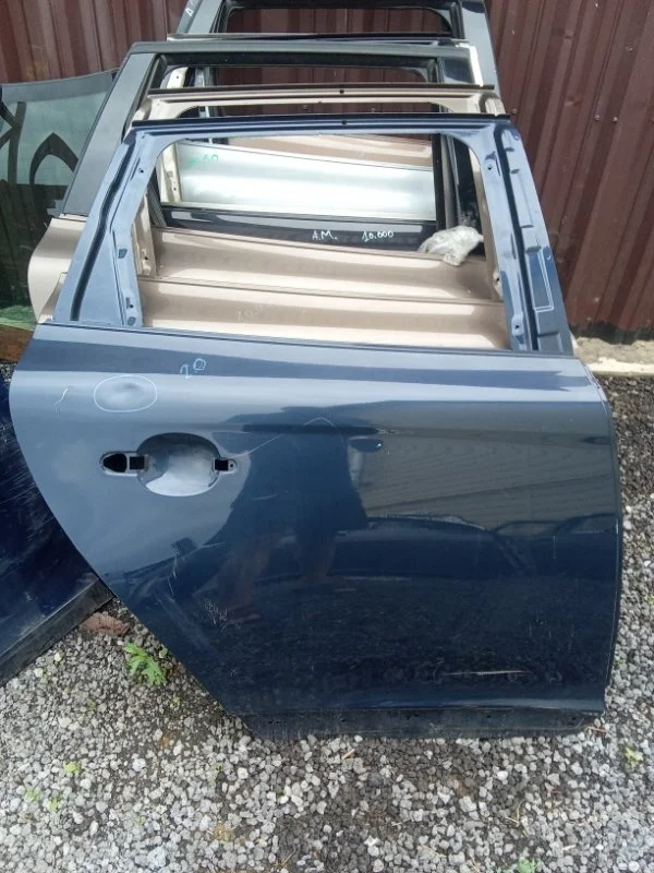 Дверь Volvo Xc60 32228965, задняя правая