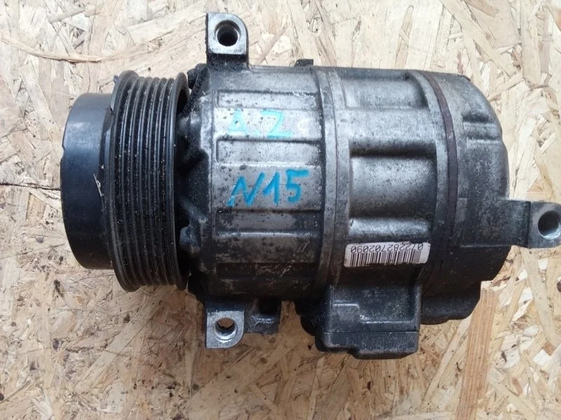 Компрессор кондиционера Mercedes C 2009 A0022305011 W204