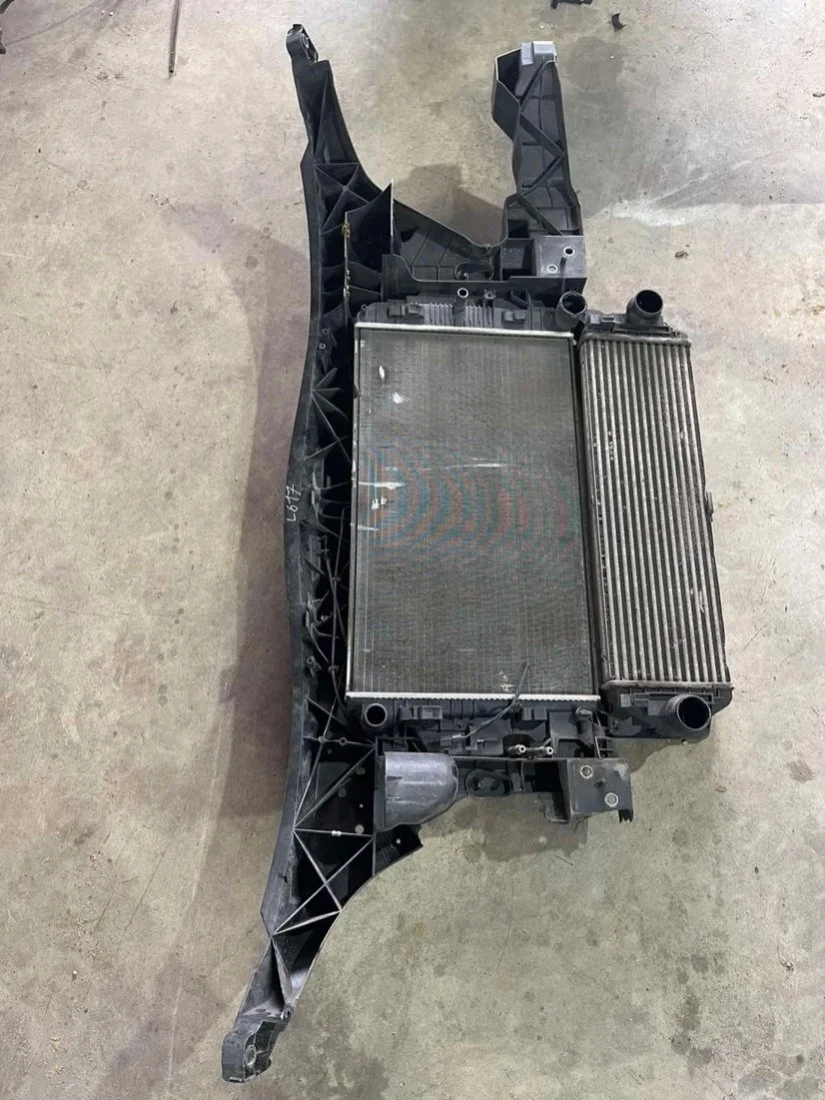 Кассета радиаторов 9065000202 Mercedes-Benz Sprinter W906 2.2 Дизель