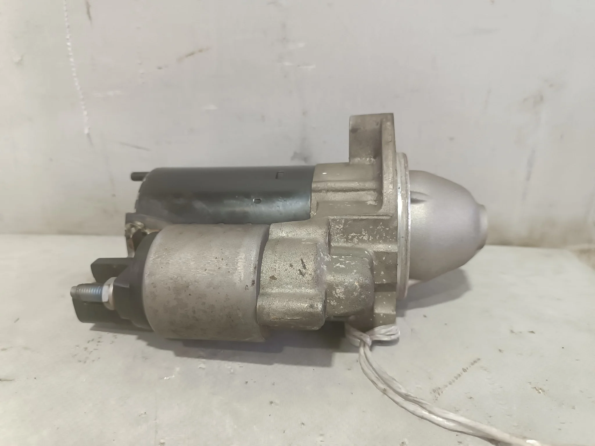 СТАРТЕР AUDI VOLKSWAGEN SEAT SKODA ... BFB BFF BGB BPG BPJ BUL BWE BWT CFMA 100 80 A4 A6 PASSAT SUPERB 3B2... 8E2 8E5 B3 B4 B5 B5 B6 C4 C5 0001107427