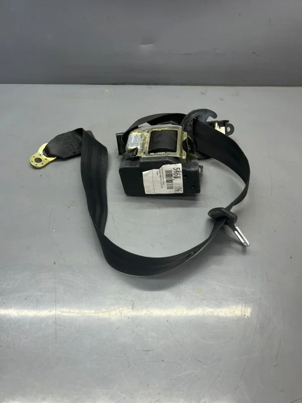 Ремень безопасности Volkswagen Passat 2001 3B1857706D B5 1.8 AVF, передний правый